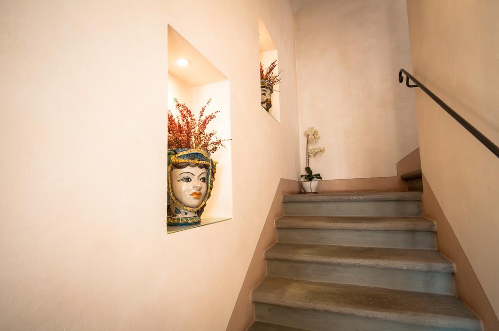 Podere La Rondine Bed and Breakfast Prato  Exterior foto